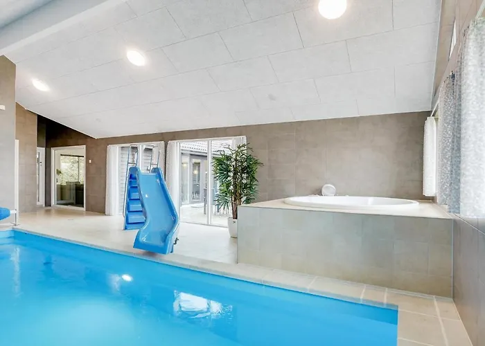 Gorgeous In Sydals With Kitchen *